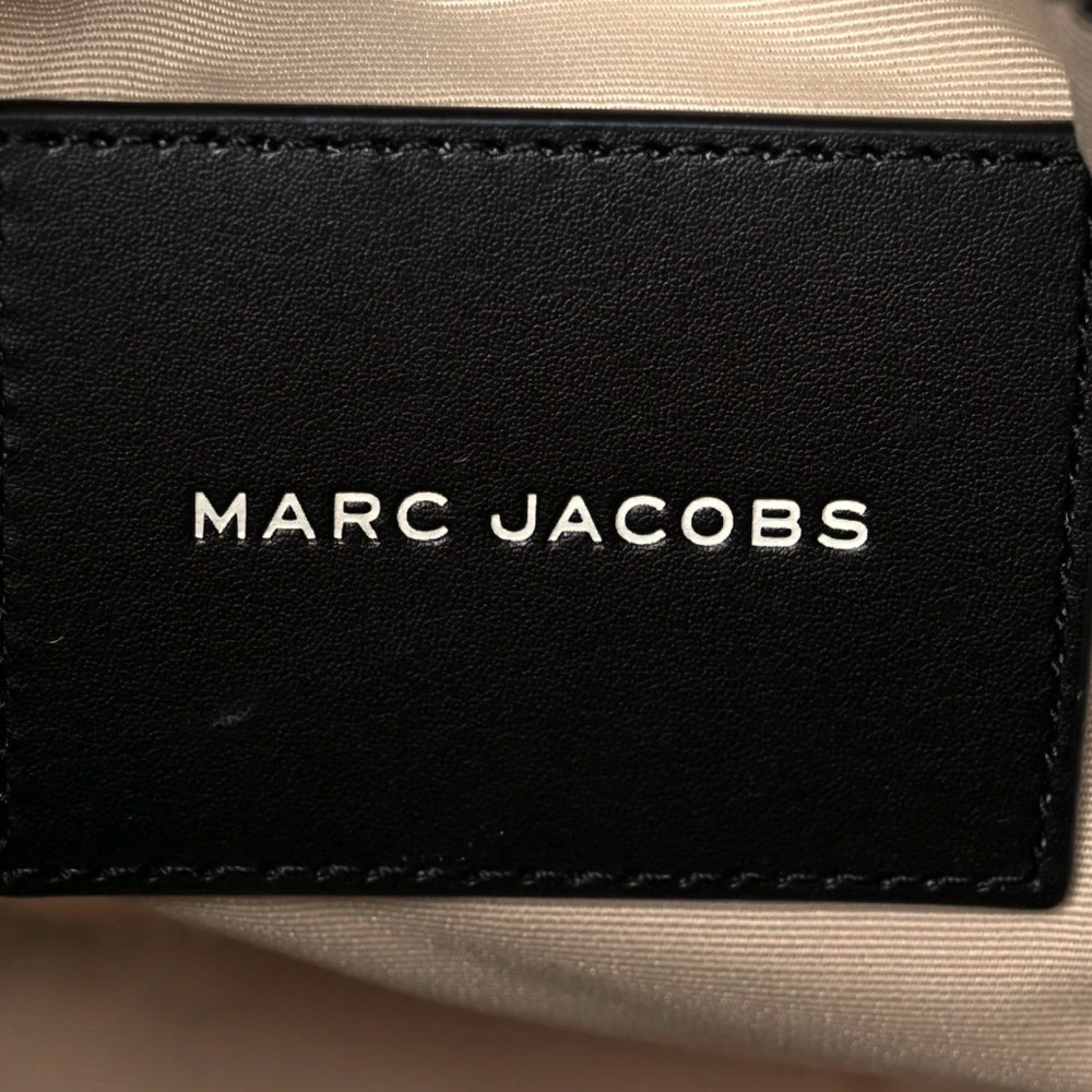 Marc Jacobs The Teddy Small Traveler Tote Bag w/ Guitar Strap - EUC - Picture 3 of 9
